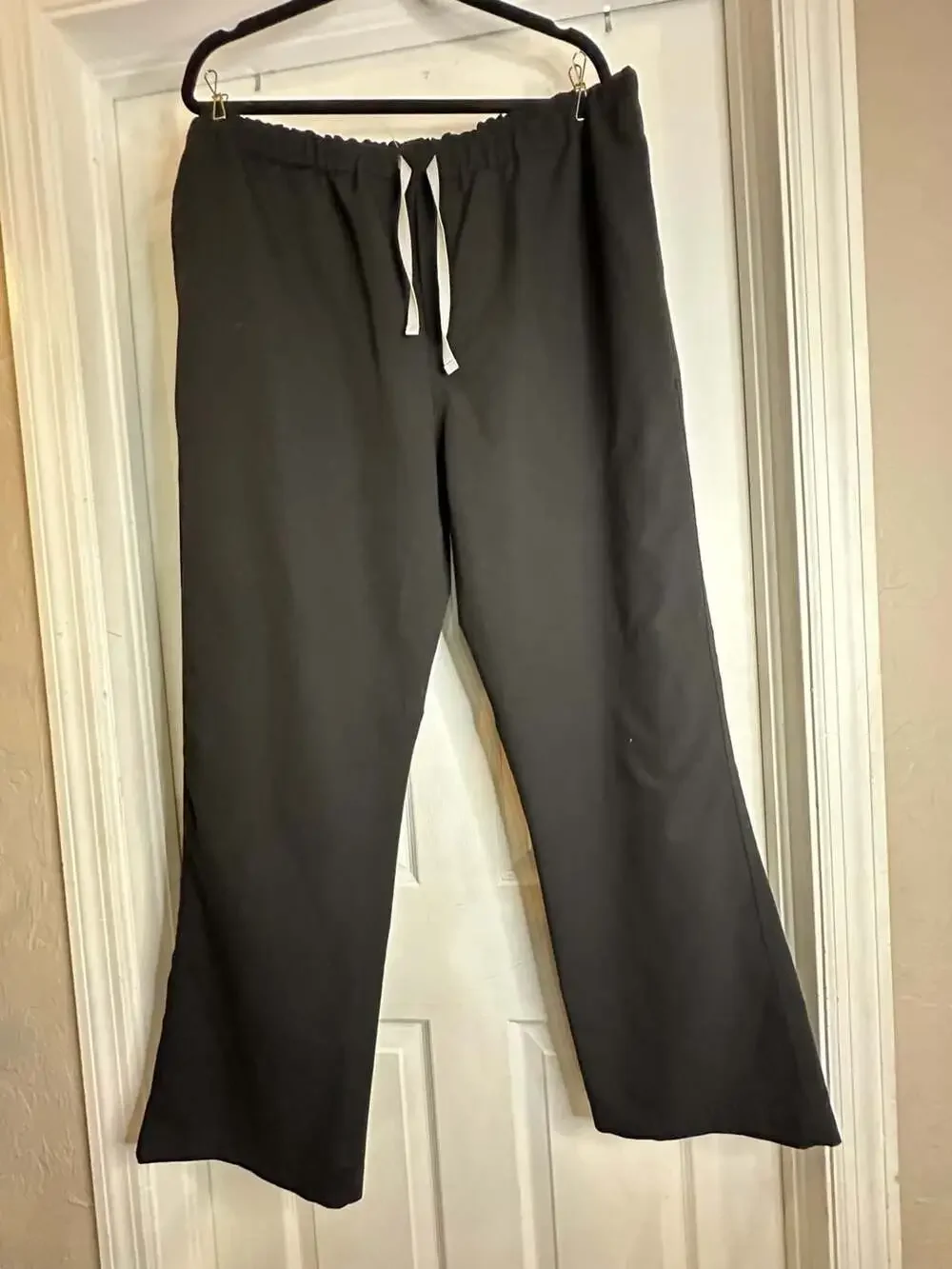 FIGS Men's Pisco Basic Scrub Pants Black Style FM4500